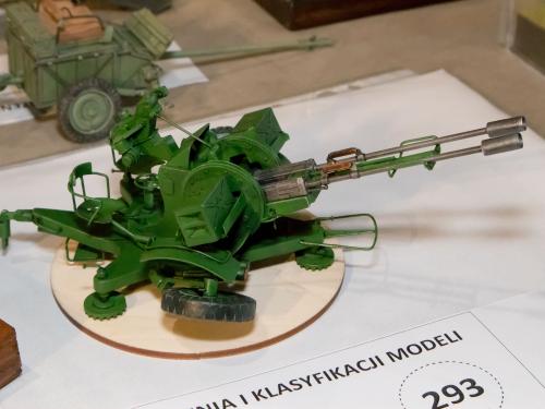 O 20230917 49695-2 web