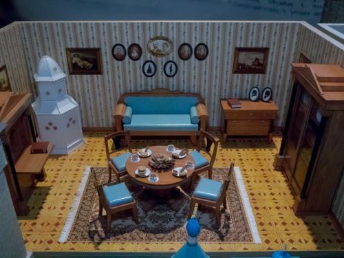 O 20230917 49724-2 web