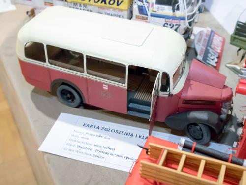 O 20230917 49812-2 web