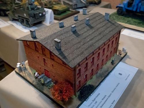 O 20230917 49861-2 web