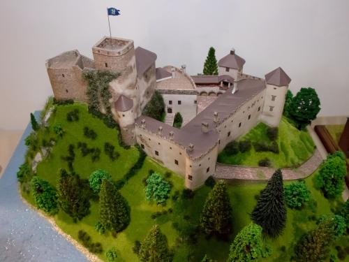 O 20230917 49868-2 web