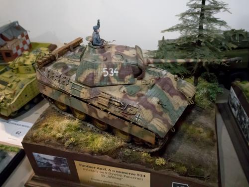 O 20230917 49875-2 web